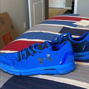 Under Armour men’s size 13